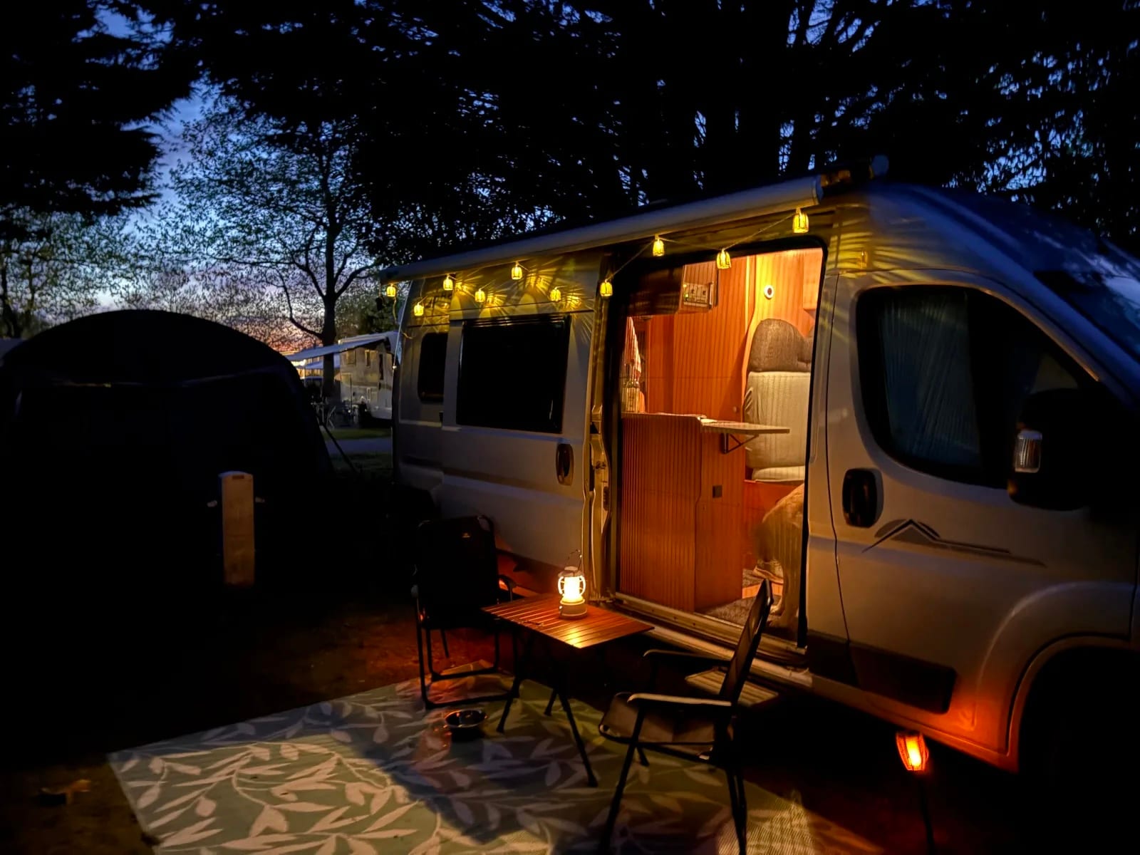 Overzicht van de Nimbus 2009 camper.